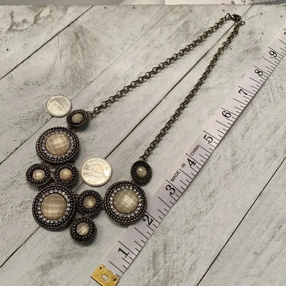 Shimmer Necklace - Picture 3 of 4